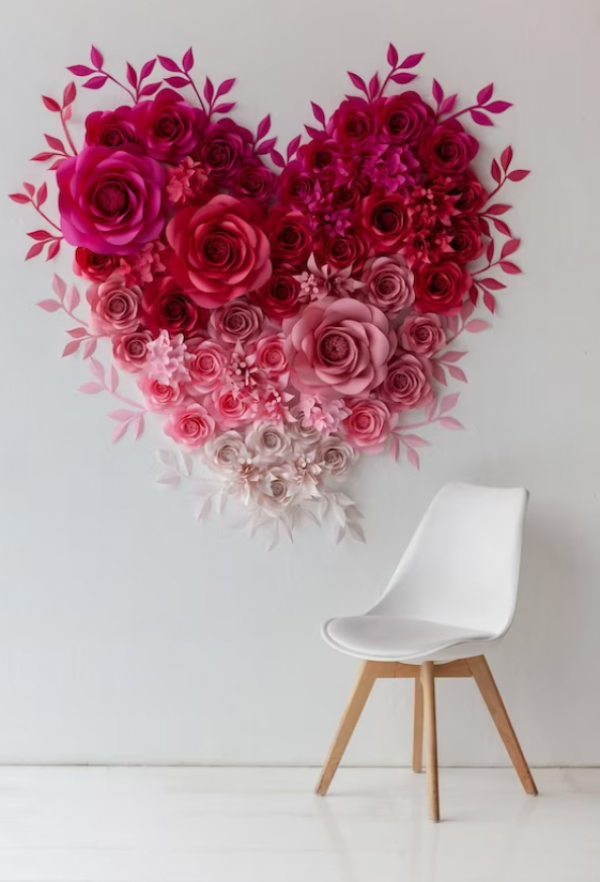 Gantungan Dinding Berbentuk Bunga atau Hati